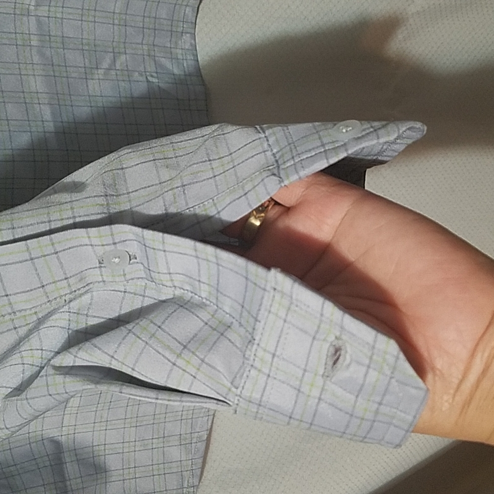 Under Armour Fitted Button Down Shirts. - image 8